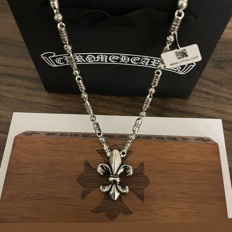 Ch**me He**ts necklaces